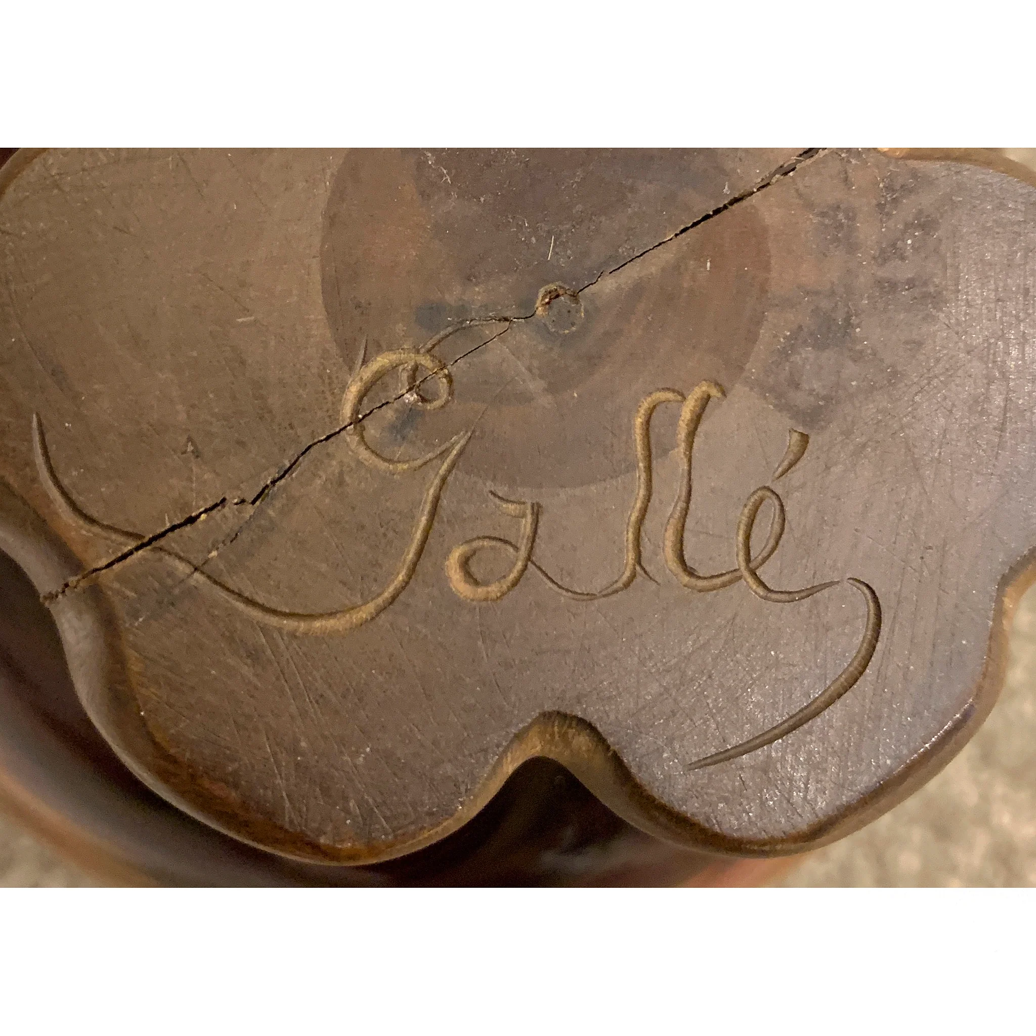 Émile Gallé Glass Bowl with Walnut Foot - Image 4