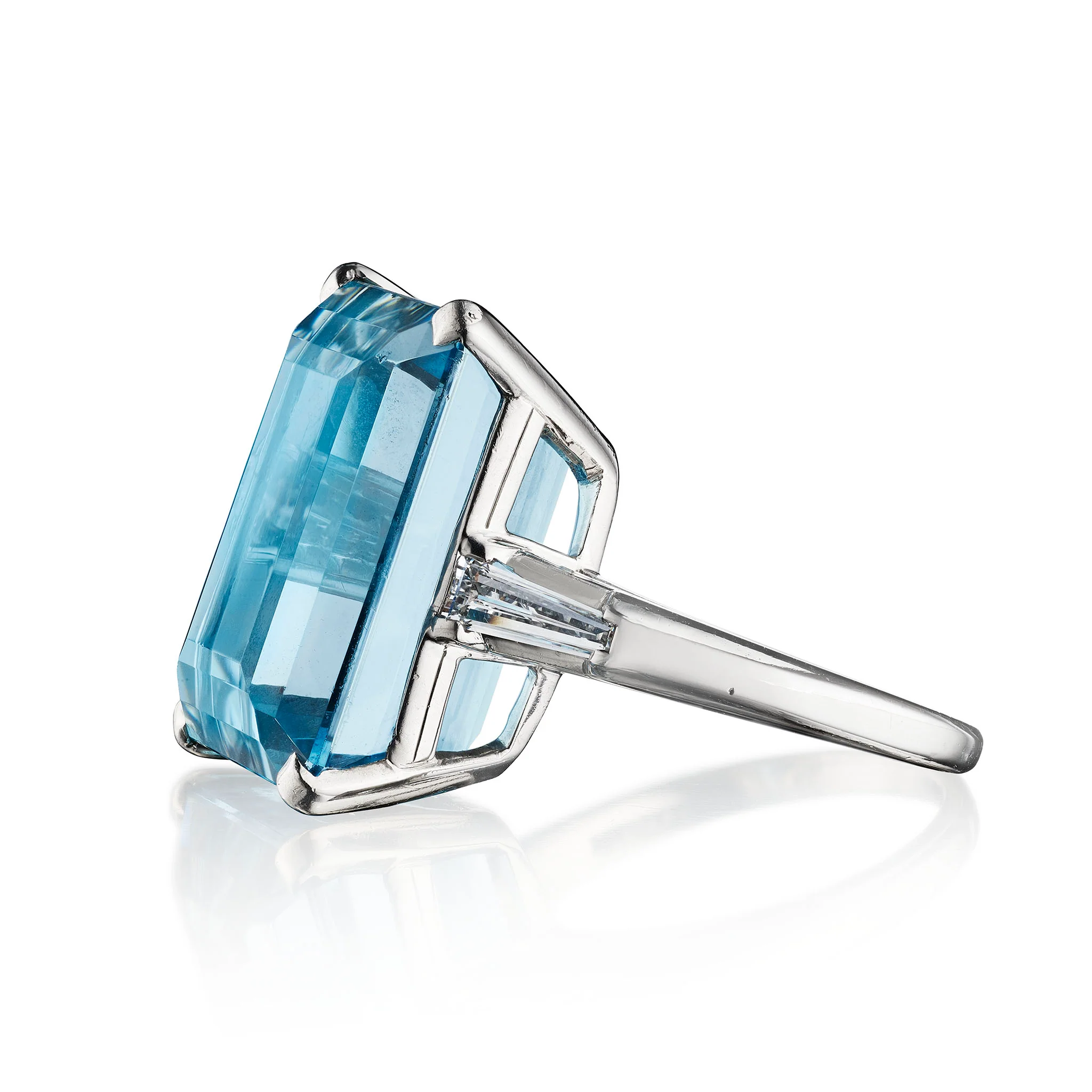 Oscar Heyman Aquamarine and Diamond Ring - Image 5